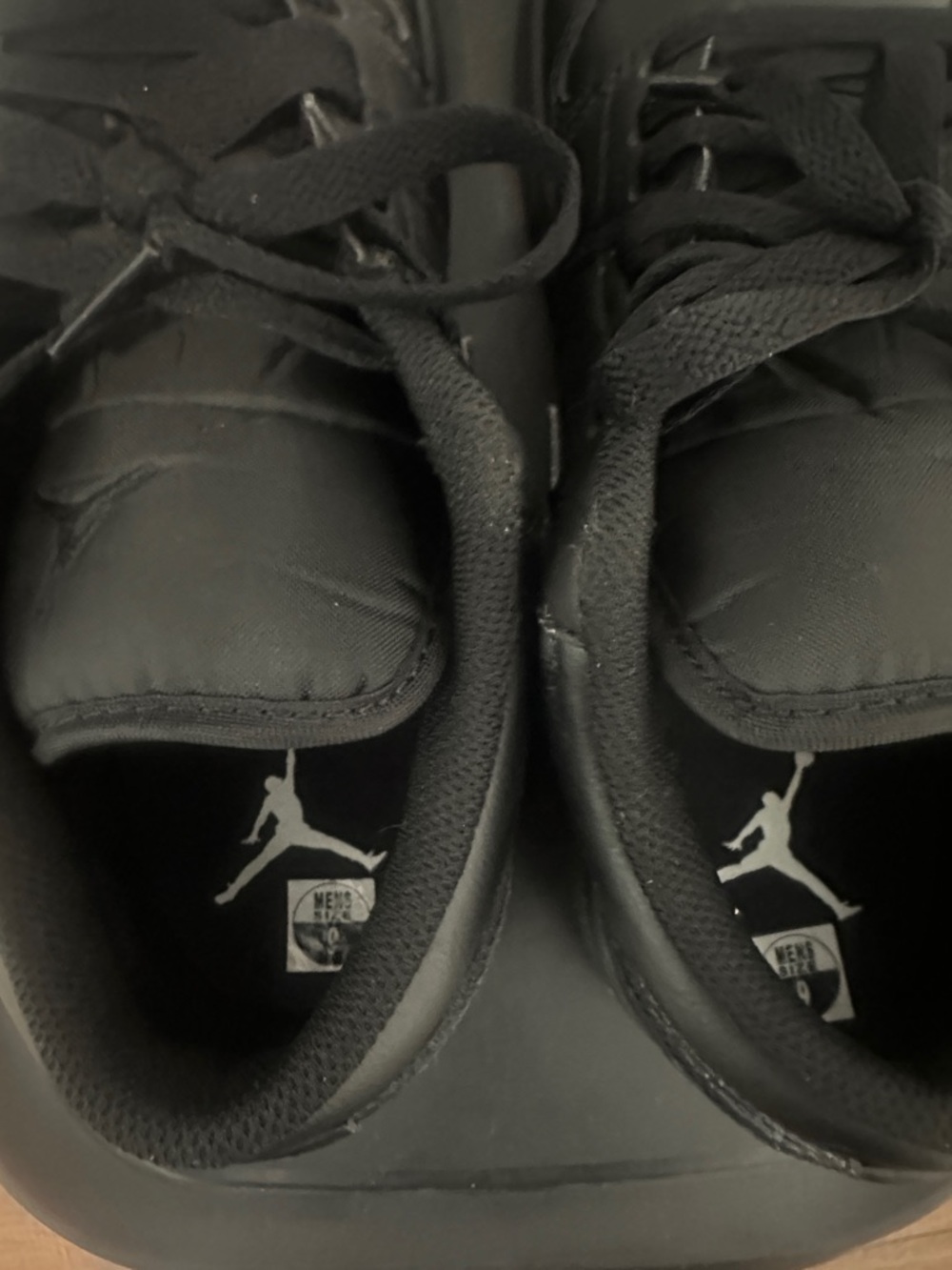 Nike Air Jordan 1 Low - Picture 13 of 14